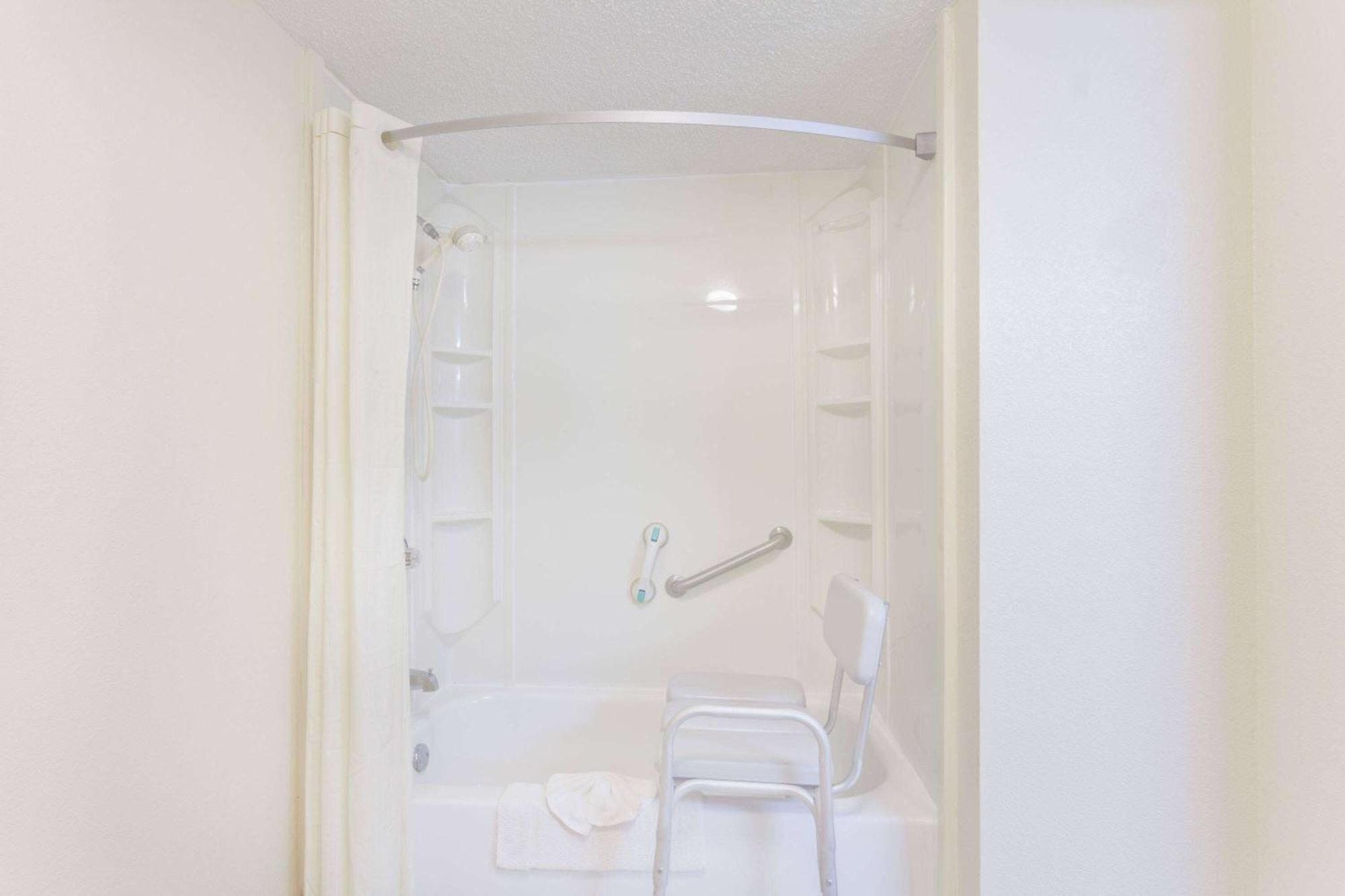 Super 8 By Wyndham Knoxville West/Farragut Extérieur photo