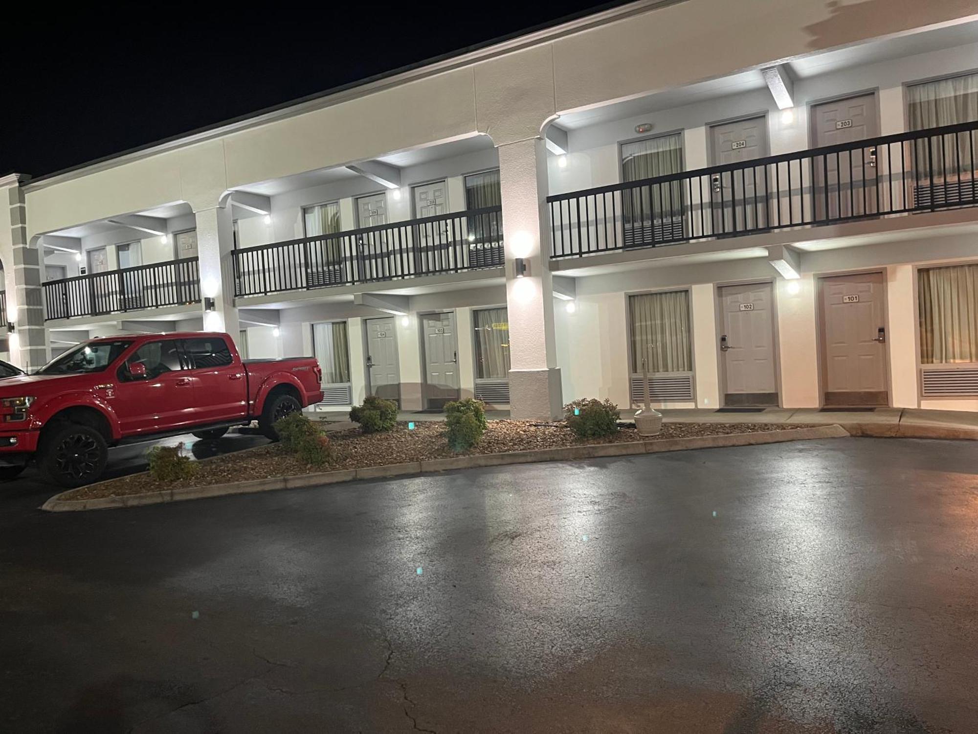 Super 8 By Wyndham Knoxville West/Farragut Extérieur photo