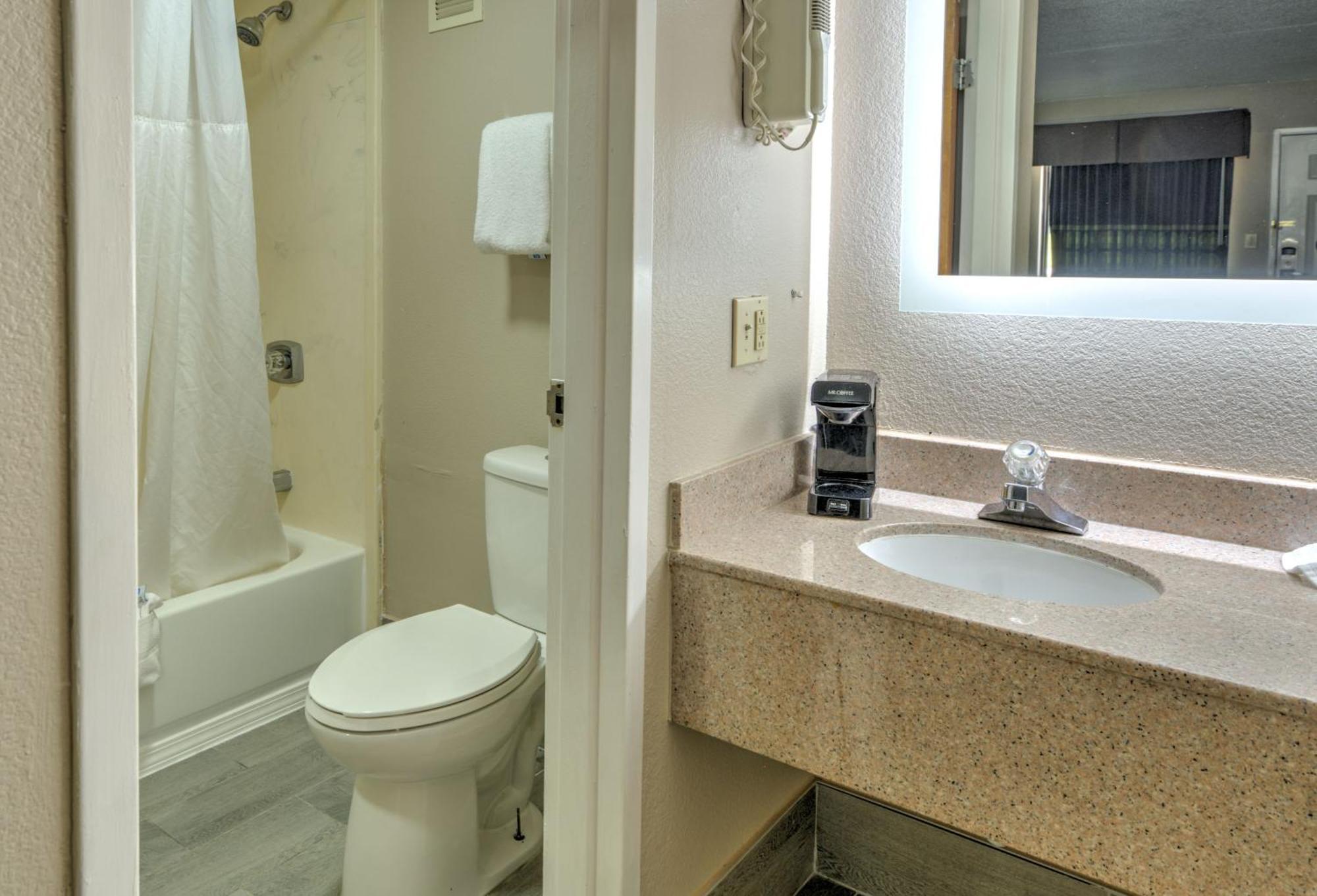 Super 8 By Wyndham Knoxville West/Farragut Extérieur photo